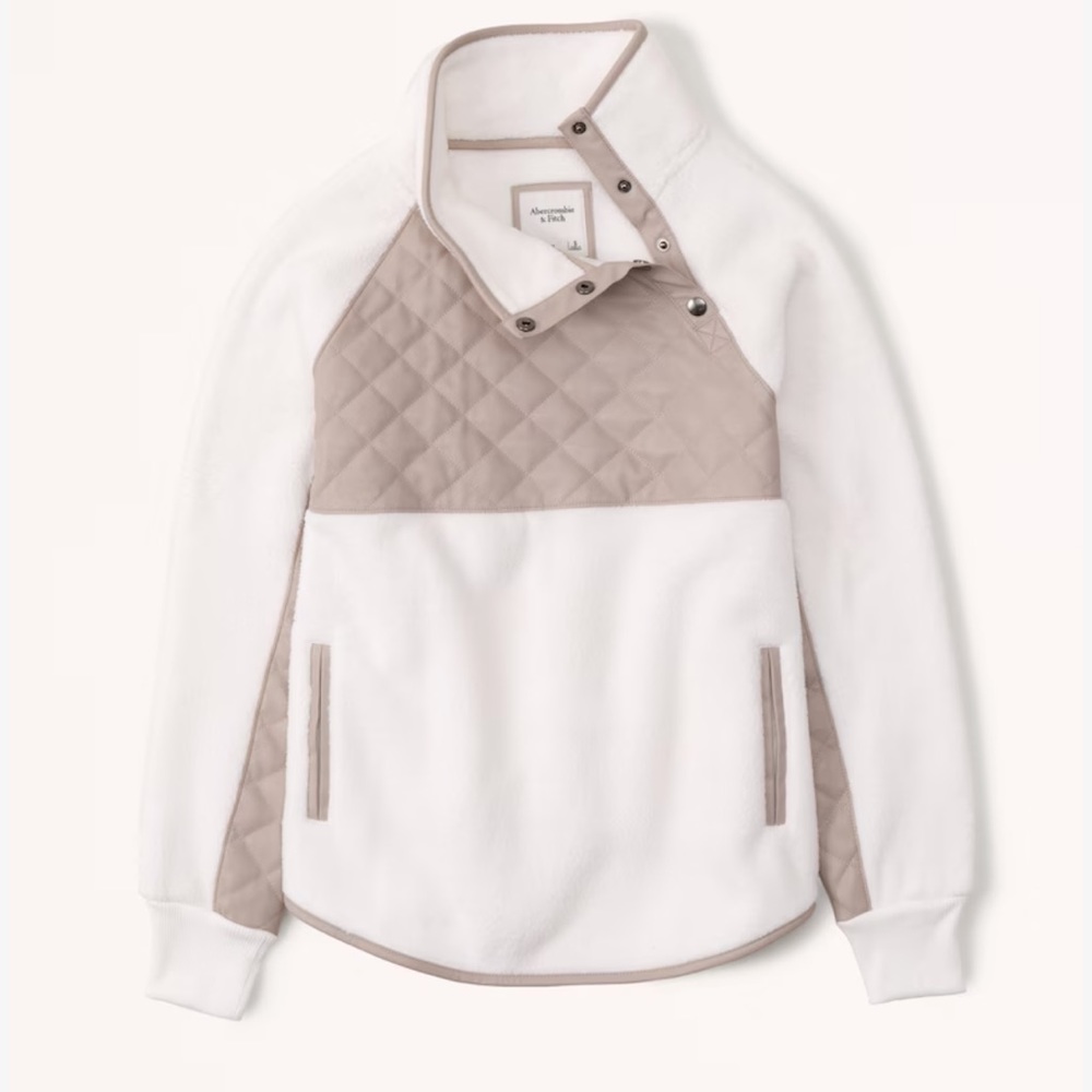 Abercrombie & Fitch - Asymmetrical Snap-Up Fleece